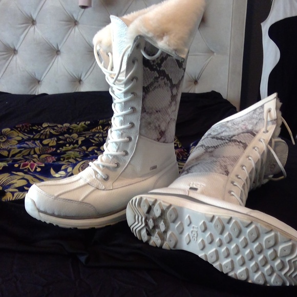 UGG Shoes - SOLD UGG Adirondack Snake White + UGG Cloves FREE!